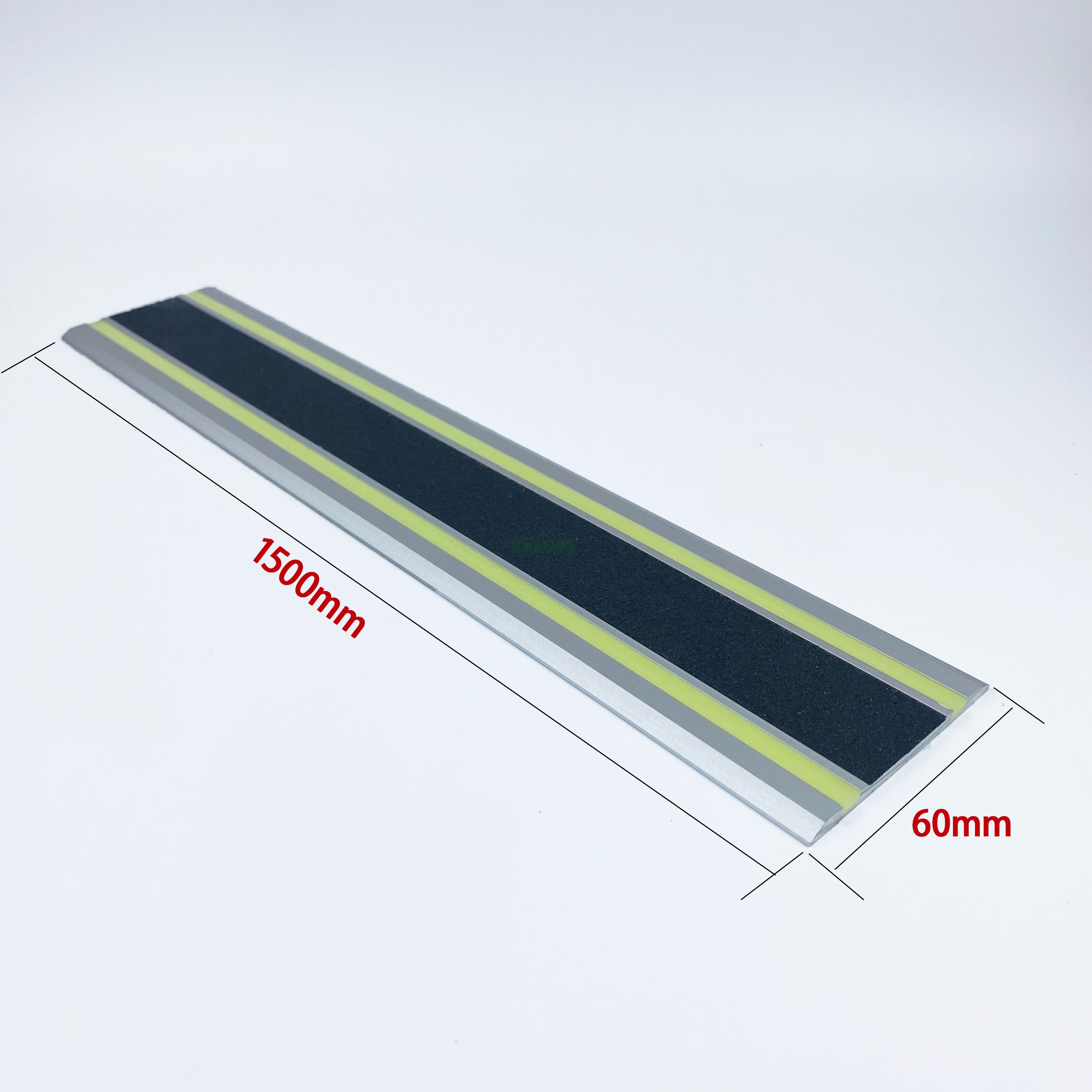 Photoluminescent Aluminium Anti Slip Stair Nosing