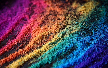 Can different colors of glow powder be mixed?