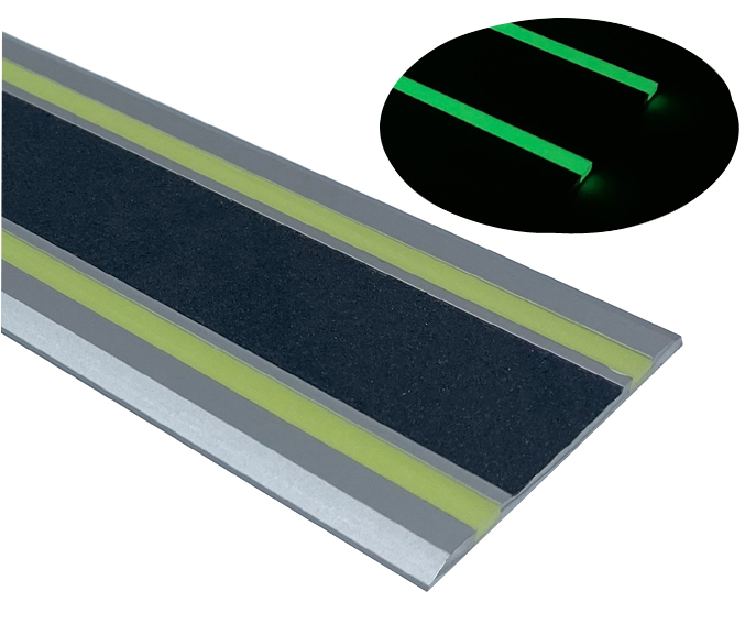 glow in the dark stair nosing (3)