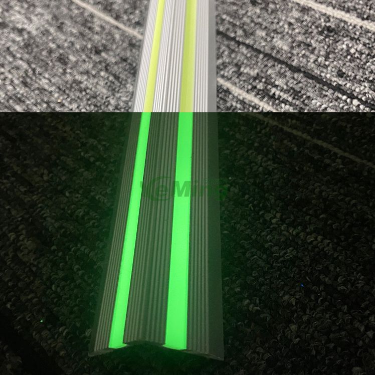Wholesale Glow in The Dark Stair Nosing Aluminium