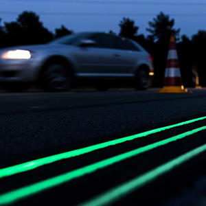 Glow-in-the-Dark-Road-Marking-Paint